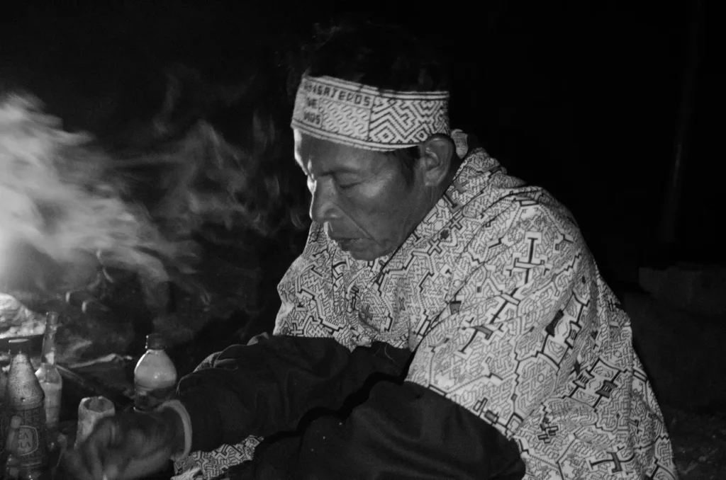 What is Ayahuasca and What is it For? | ¿Qué es la Ayahuasca y para qué sirve?