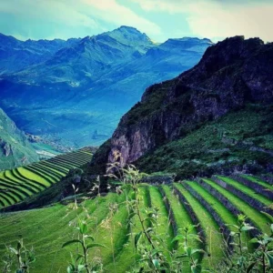 Ayahuasca retreat Sacred Valley Peru – Inca landscape and Apus mountains ceremony setting